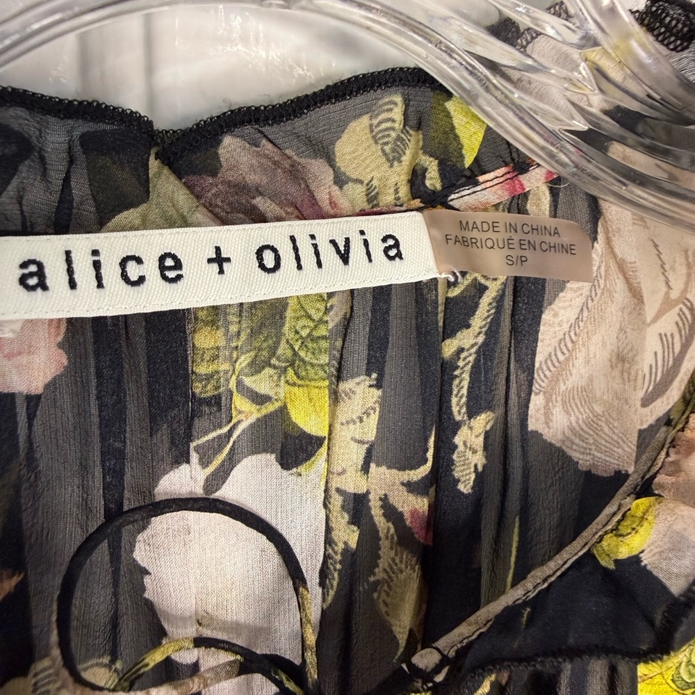 Alice + Olivia Julius Floral Silk Blouse Boho Tie Neck Blouson Sleeve Small - Picture 5 of 5